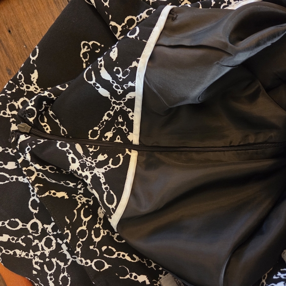 Worthington Black and White Chain Pattern Pencil Skirt Buisness Casual - Picture 9 of 10